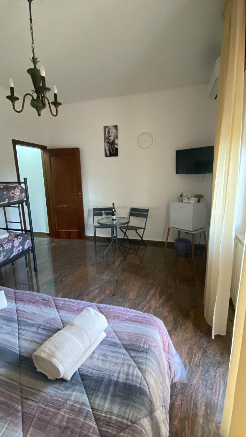 Silvana House เนเปิลส์ ภายนอก รูปภาพ